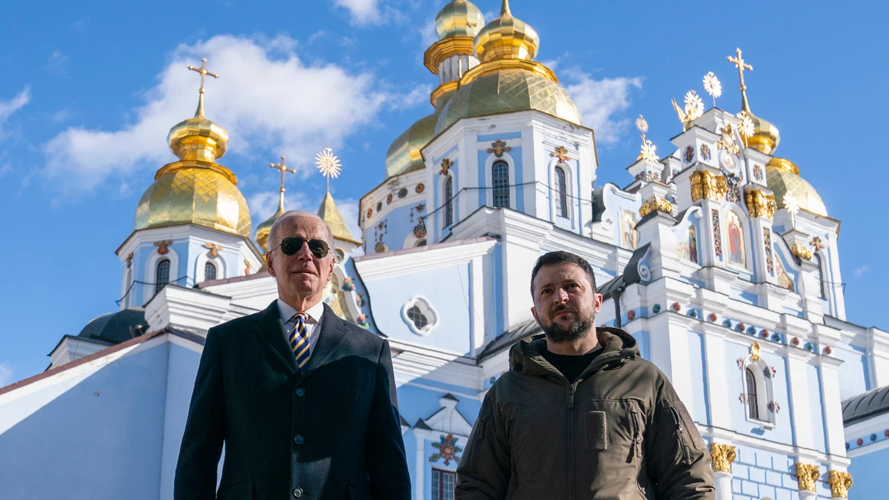 Joe Biden y Volodymir Zelensky en Kiev