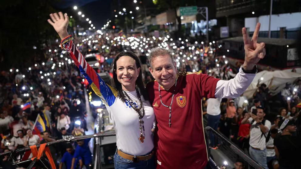 MARIA CORINA MACHADO Y EDMUNDO GONZÁLEZ:   EL CAMINO HACIA LA LIBERTAD