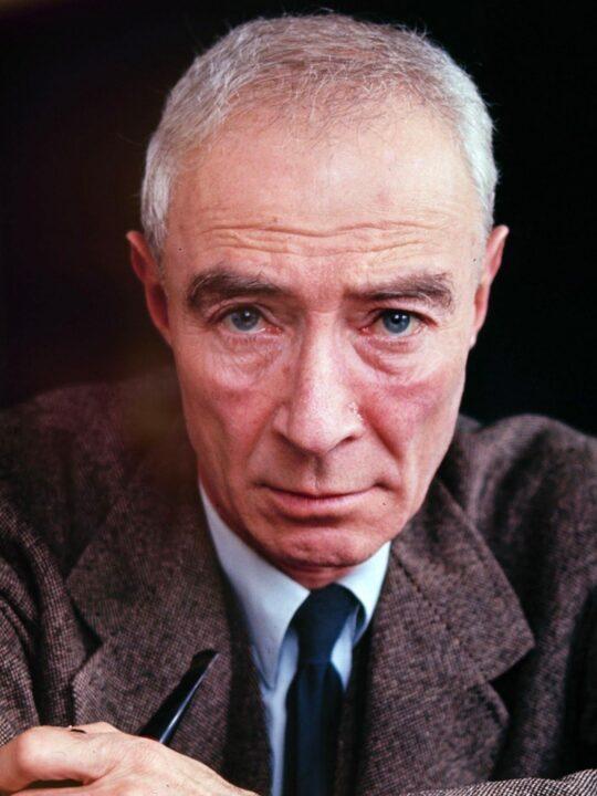 Oppenheimer y sus dilemas
